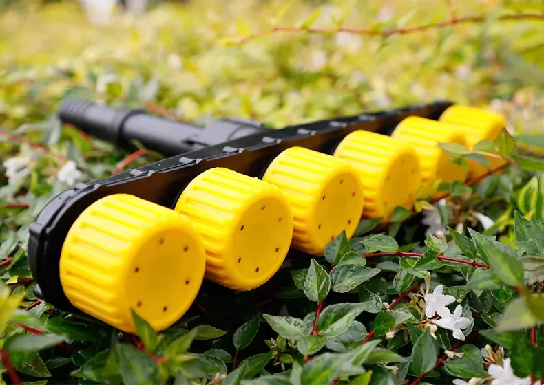 🌿 मल्टिहोल गार्डेन स्प्रे नोजल — फूल र तरकारी सिंचाइका लागि 🚿