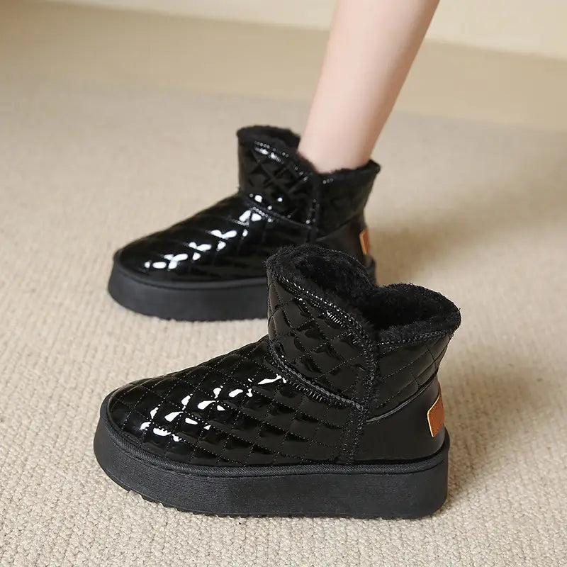 हिउँका जुत्ता ⛄👢